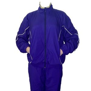 Retro style windbreaker tracksuit